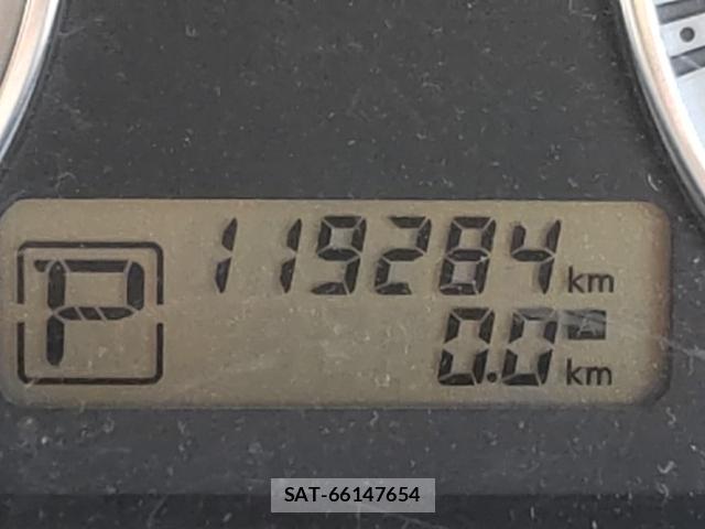 Nissan Wingroad 2017-03 8433926-9