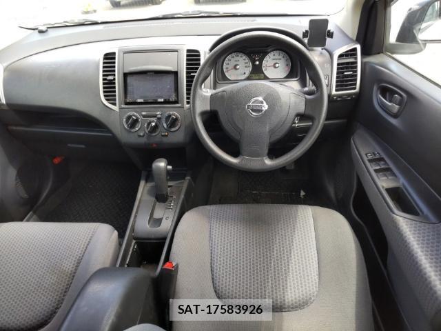 Nissan Wingroad 2017-07 8433989-2