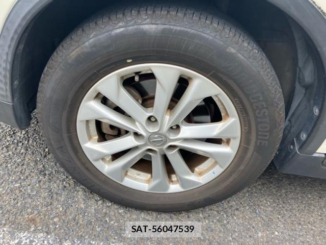 Nissan X-TRAIL 2014-03 8434857-4