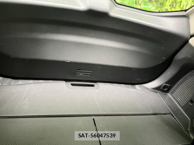 Nissan X-TRAIL 2014-03 8434857-7