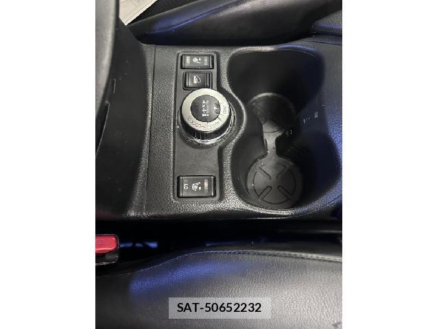 Nissan X-TRAIL 2015-12 8435079-14