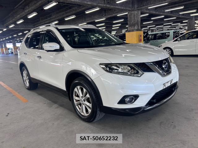 Nissan X-TRAIL 2015-12 8435079-6