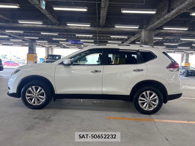 Nissan X-TRAIL 2015-12 8435079-8