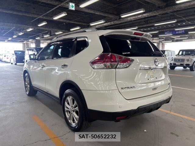 Nissan X-TRAIL 2015-12 8435079-9