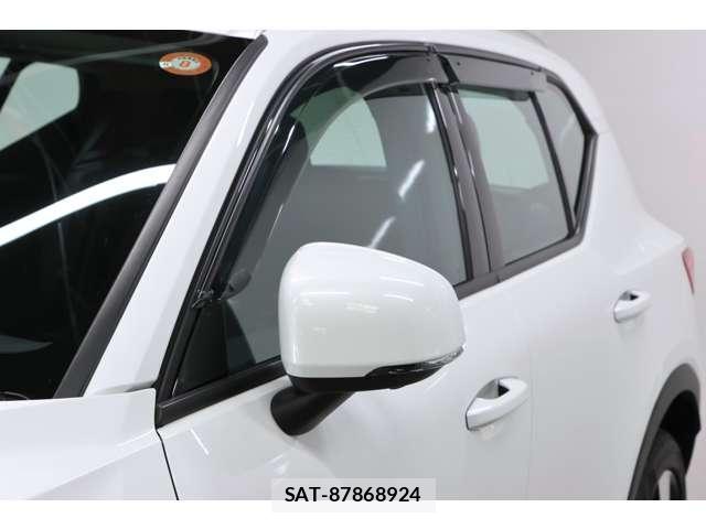 Volvo XC40 2021-08 8434810-11