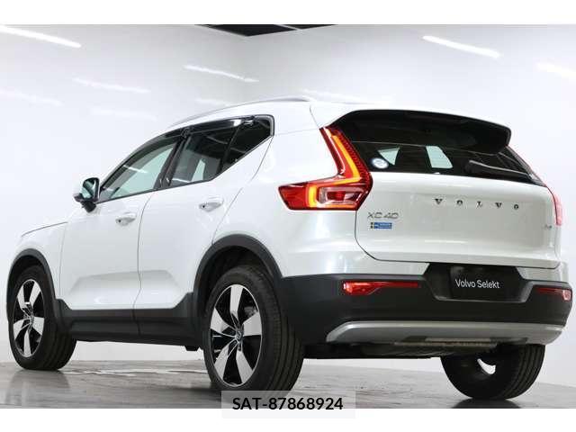 Volvo XC40 2021-08 8434810-2