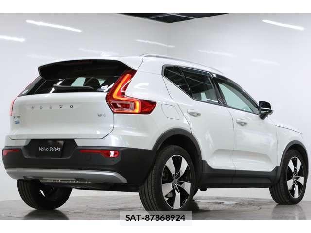 Volvo XC40 2021-08 8434810-3