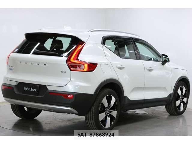 Volvo XC40 2021-08 8434810-7