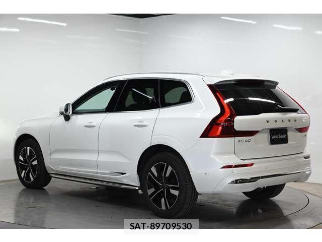 Volvo XC60 2025-05 8434811-6