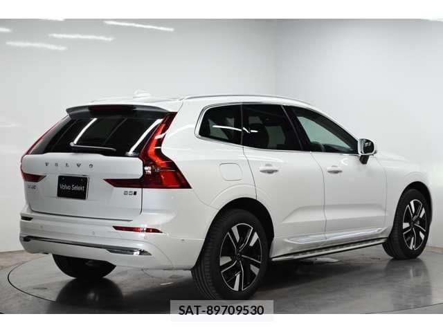 Volvo XC60 2025-05 8434811-7