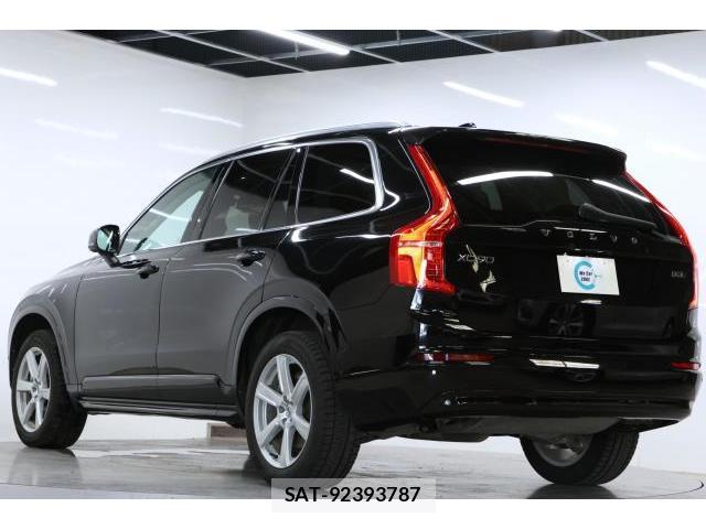 Volvo XC90 2023-07 8434210-1