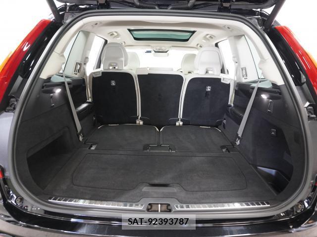 Volvo XC90 2023-07 8434210-16