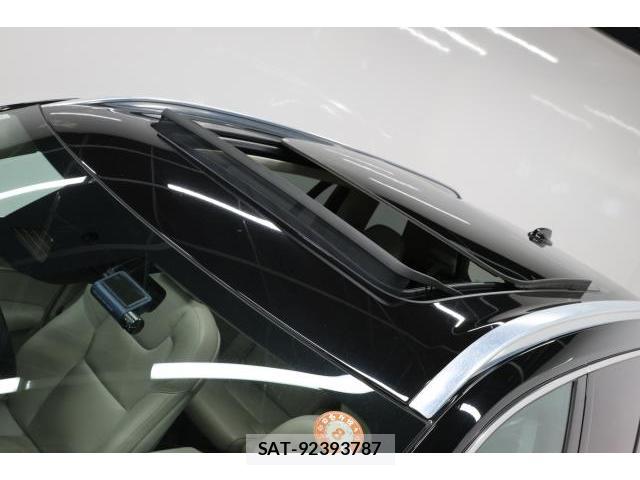 Volvo XC90 2023-07 8434210-18