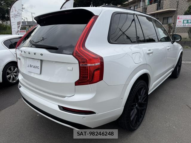 Volvo XC90 2023-04 8434257-13