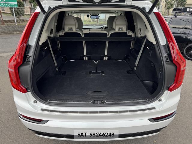 Volvo XC90 2023-04 8434257-18