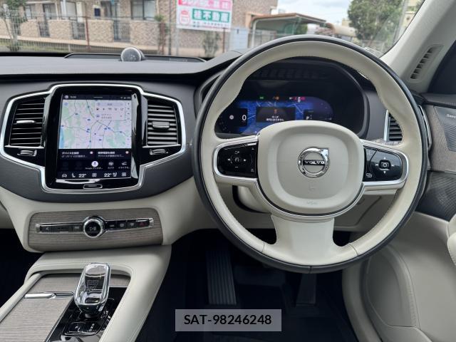 Volvo XC90 2023-04 8434257-2