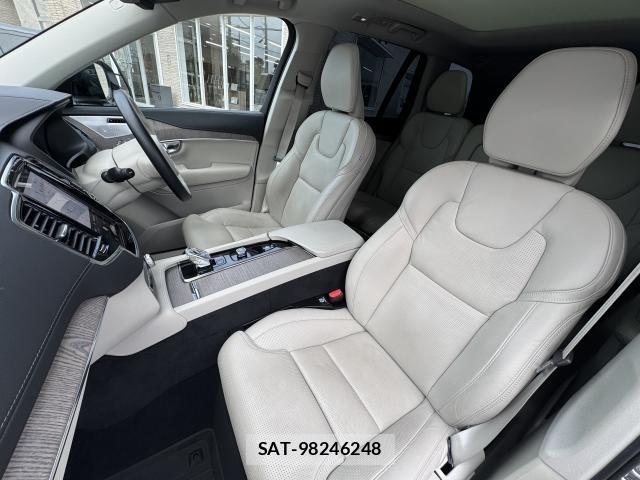 Volvo XC90 2023-04 8434257-5