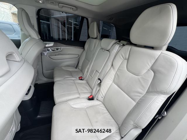 Volvo XC90 2023-04 8434257-6