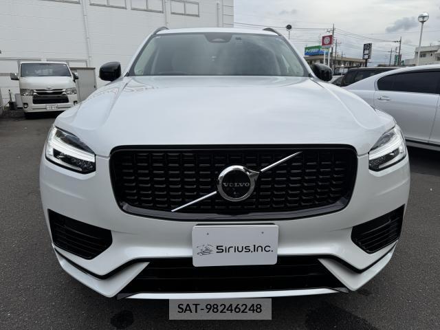 Volvo XC90 2023-04 8434257-9