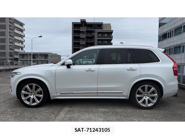 Volvo XC90 2018-12 8434528-13