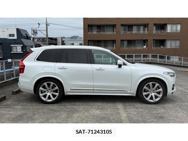 Volvo XC90 2018-12 8434528-2