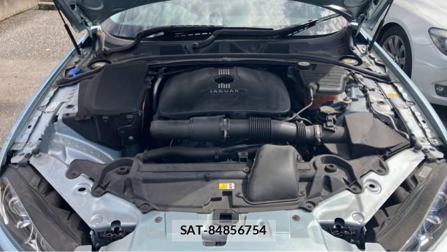 Jaguar XF 2013-09 8434656-7