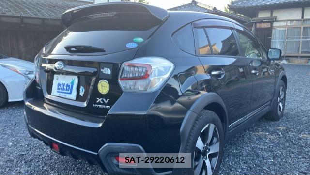Subaru XV HYBRID 2014-01 8434718-12