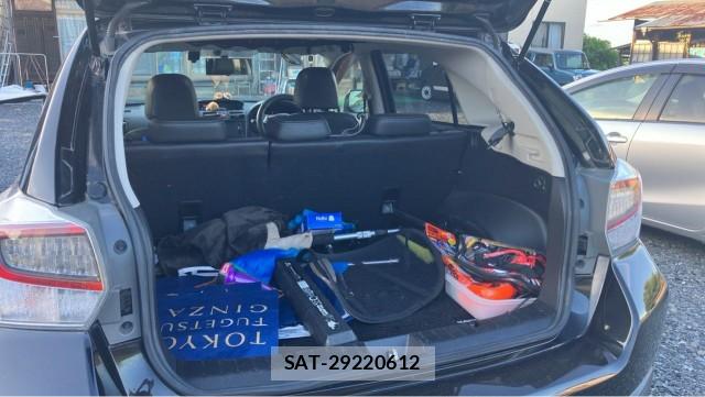 Subaru XV HYBRID 2014-01 8434718-17