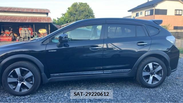 Subaru XV HYBRID 2014-01 8434718-3