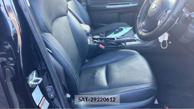 Subaru XV HYBRID 2014-01 8434718-5