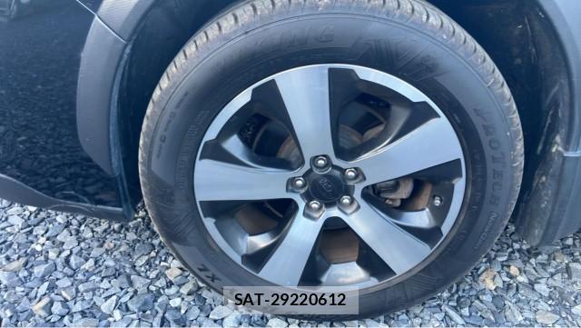 Subaru XV HYBRID 2014-01 8434718-8