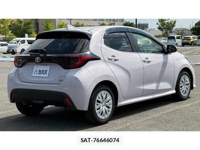 Toyota YARIS 2022 8434533-18