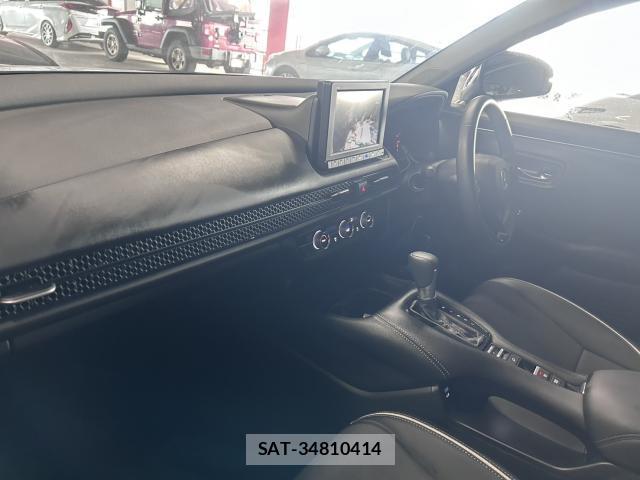 Honda ZR-V 2023-07 8435077-8