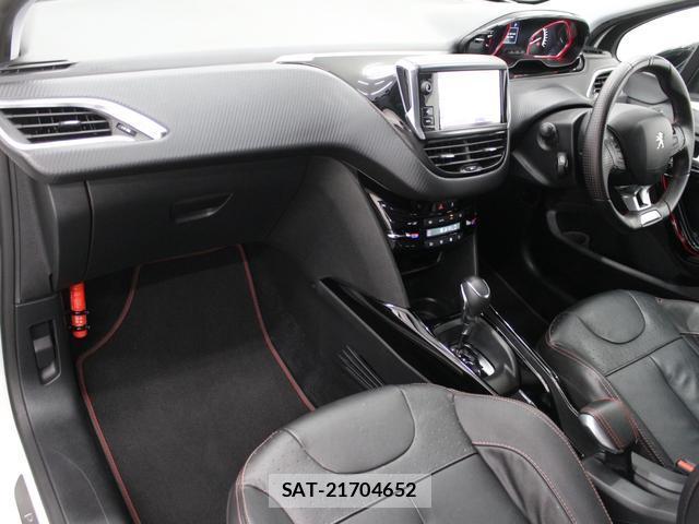 Peugeot 2008 2020-01 8550092-10