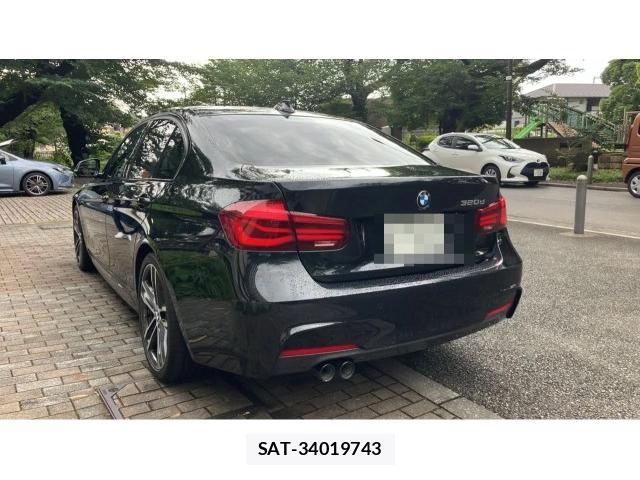 Bmw 3 SERIES 2018-03 8547932-13
