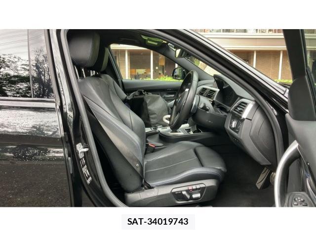 Bmw 3 SERIES 2018-03 8547932-5