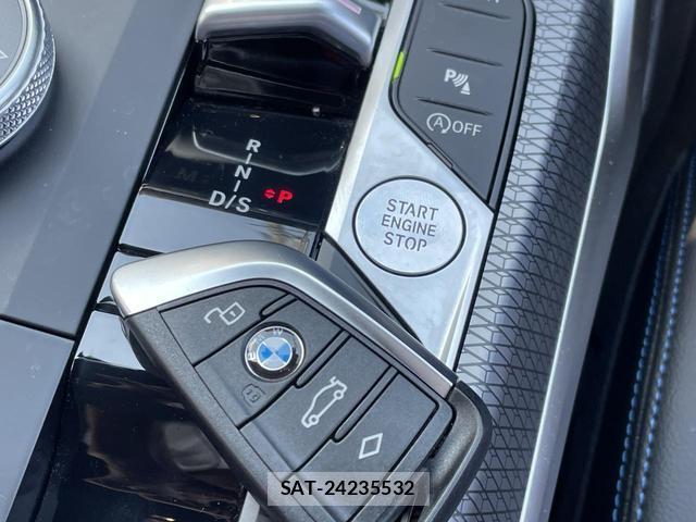 Bmw 3 SERIES 2022-12 8550614-17
