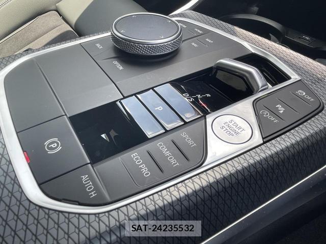 Bmw 3 SERIES 2022-12 8550614-18