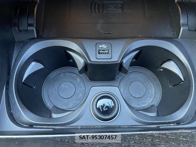 Bmw 3 SERIES 2019-08 8550622-11