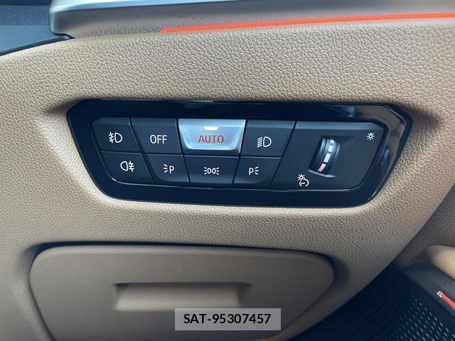 Bmw 3 SERIES 2019-08 8550622-14
