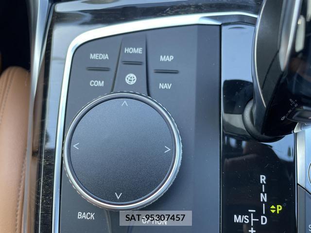 Bmw 3 SERIES 2019-08 8550622-17