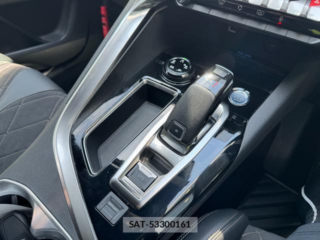Peugeot 3008 2019-06 8550011-18