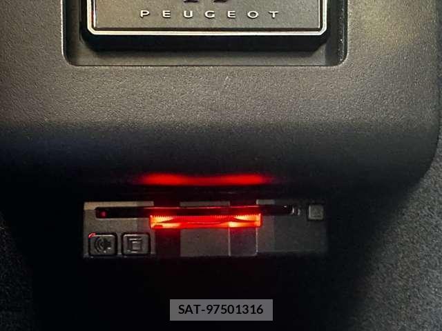 Peugeot 3008 2018-11 8551916-8
