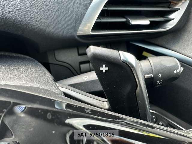 Peugeot 3008 2018-11 8551916-9