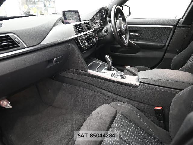 Bmw 4 SERIES 2019-12 8545714-1
