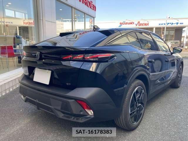 Peugeot 408 2025-06 8550008-2