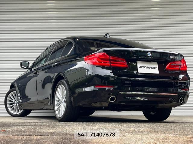 Bmw 5 SERIES 2018-02 8545942-1