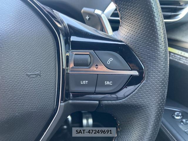 Peugeot 5008 2022-06 8550010-11