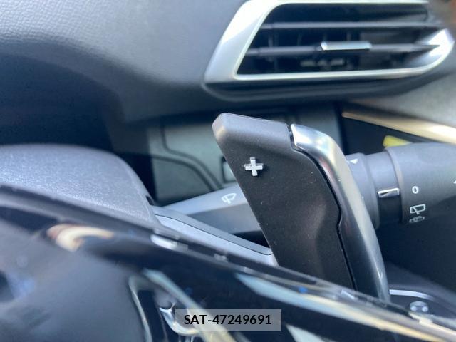 Peugeot 5008 2022-06 8550010-13