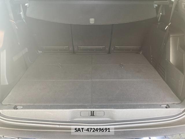 Peugeot 5008 2022-06 8550010-4